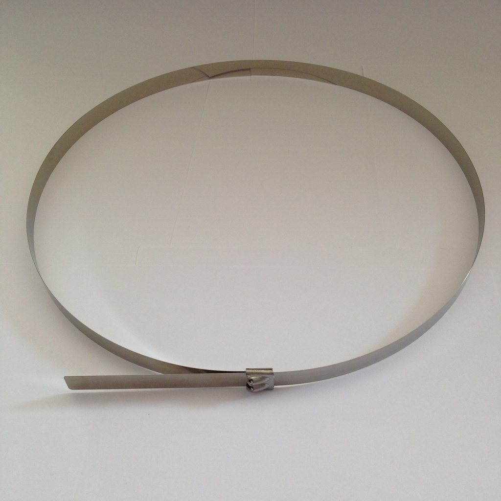 RVS trekband voor brandwerende isolatiedeken.